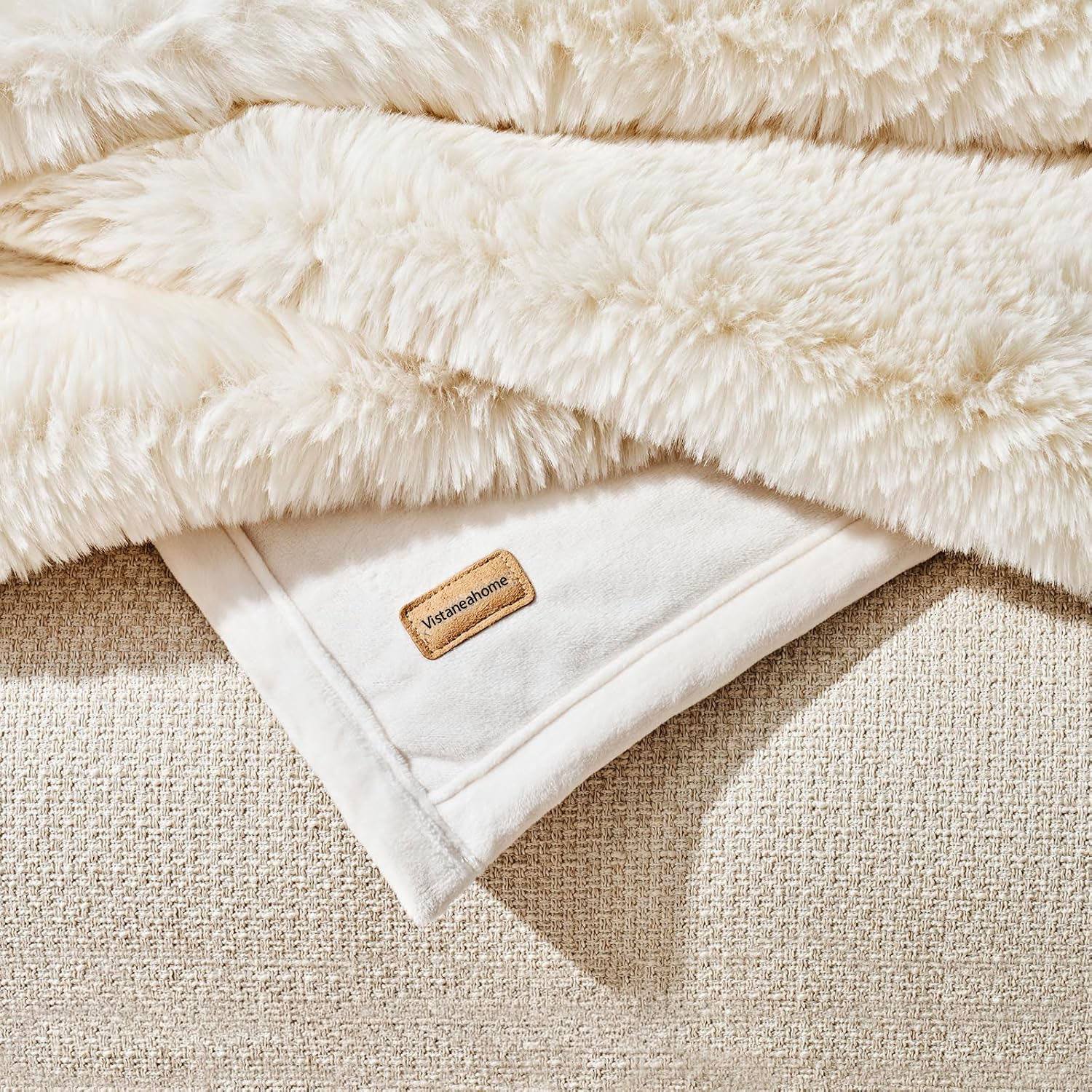 Luxury Faux Fur Blanket - Image 2