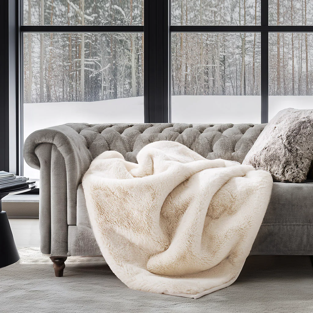 Luxury Faux Fur Blanket - Image 3